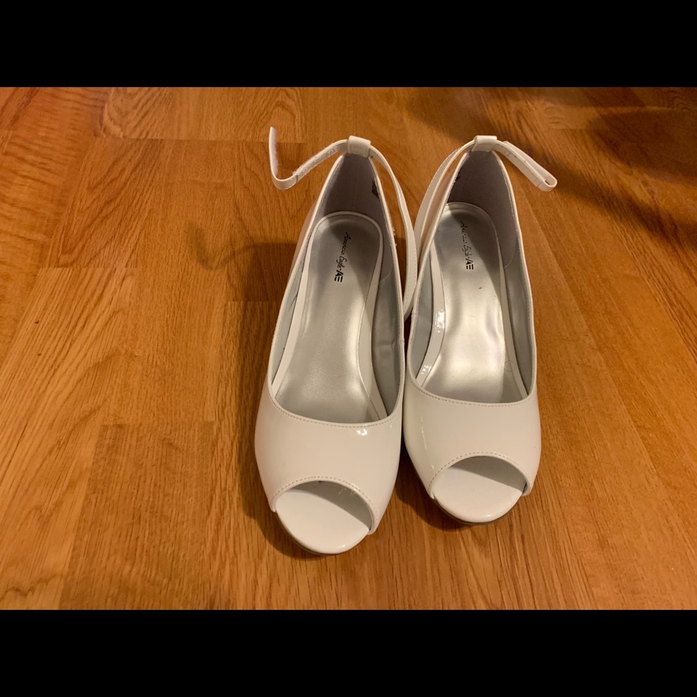 White girl heels worn once!